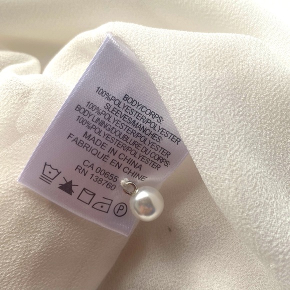 White chiffon and lace blouse - Picture 5 of 6